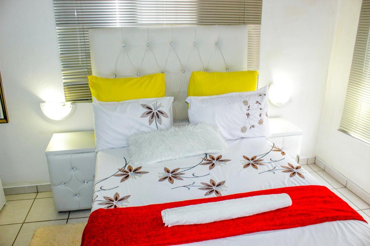Motseleng Guest House Palapye ภายนอก รูปภาพ