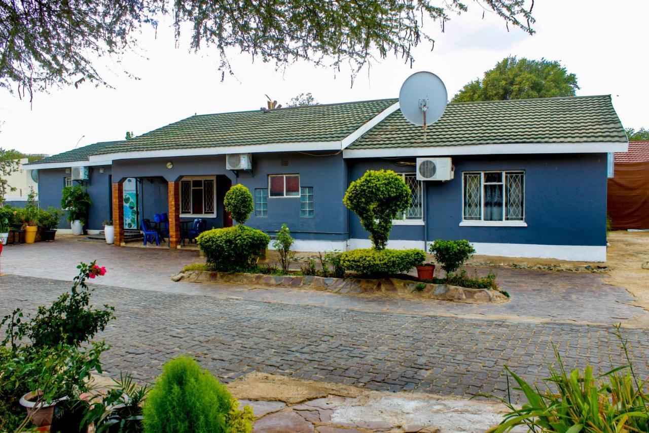 Motseleng Guest House Palapye ภายนอก รูปภาพ